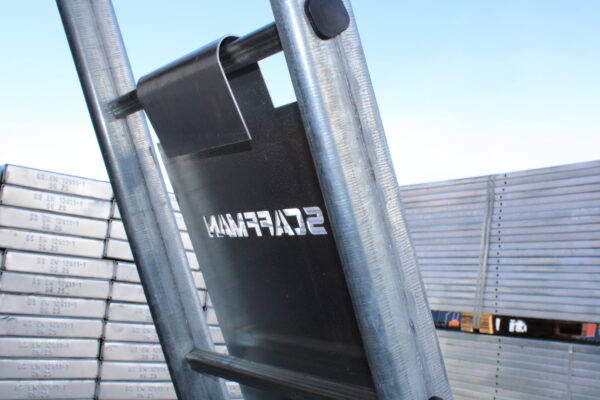Scaffman Ladder Guard with Lock & Chain - Image 2